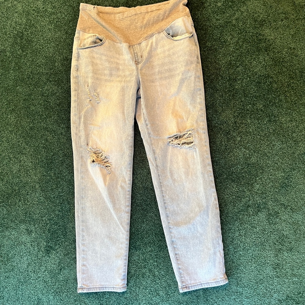 Light wash maternity jeans